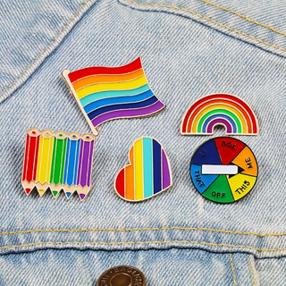 Custom Factory Price Soft Hardflags Emaille Brosche Metall Revers Pin Regenbogen Abzeichen LGBT Gay Pride Pins